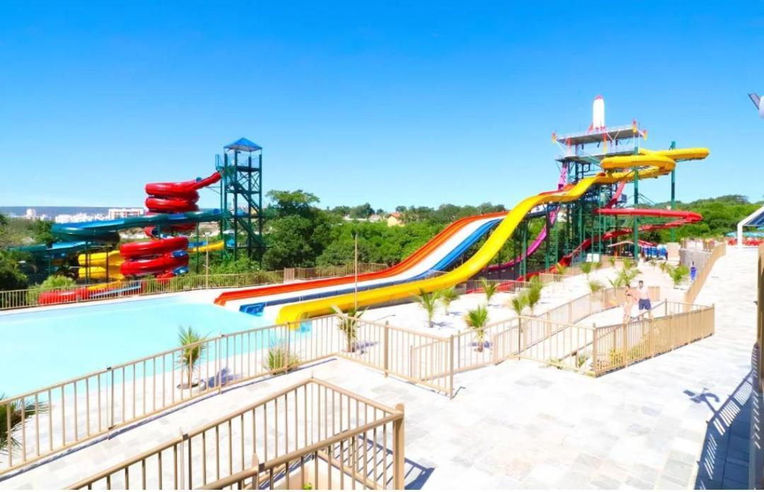 Coligados Do Di Roma Exceto O Thermas Di Roma Com Acesso Ao Acqua Park Splash Todos Os Dias Exceto No Dia Do Check Out Promocao De Ferias Ate Julho Hotel 3*