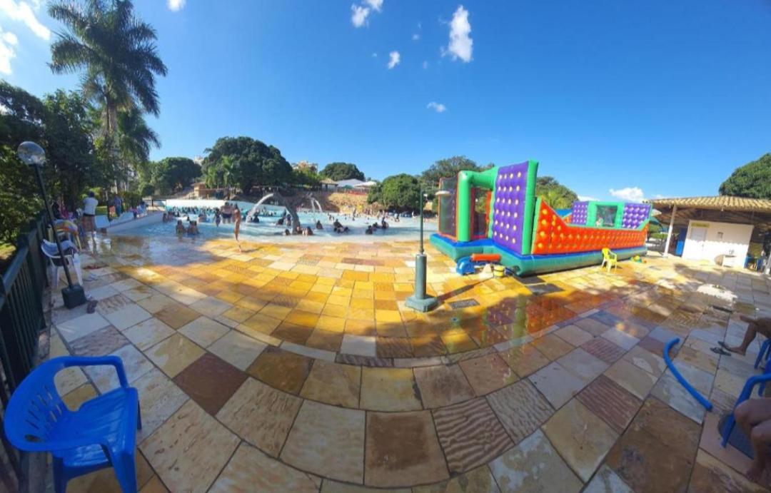 Coligados Do Di Roma Exceto O Thermas Di Roma Com Acesso Ao Acqua Park Splash Todos Os Dias Exceto No Dia Do Check Out Promocao De Ferias Ate Julho Hotel Caldas Novas